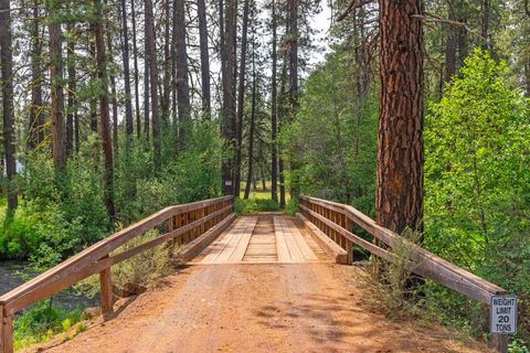 Tiny photo for 13759 SW Meadow View Drive, Camp Sherman, OR 97730 (MLS # 220216994)