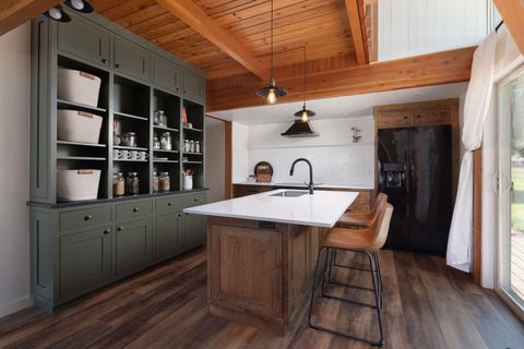 Tiny photo for 13759 SW Meadow View Drive, Camp Sherman, OR 97730 (MLS # 220216994)