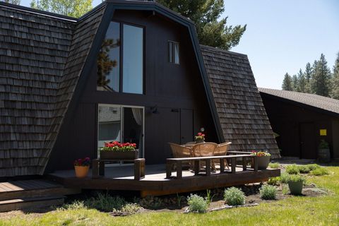 Tiny photo for 13759 SW Meadow View Drive, Camp Sherman, OR 97730 (MLS # 220216994)