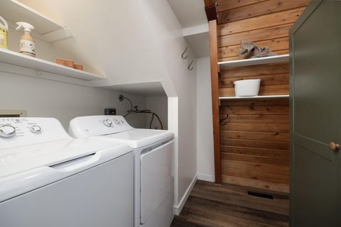 Tiny photo for 13759 SW Meadow View Drive, Camp Sherman, OR 97730 (MLS # 220216994)