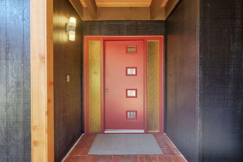 Tiny photo for 1440 NE 10th Street, Grants Pass, OR 97526 (MLS # 220217595)