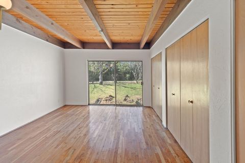 Tiny photo for 1440 NE 10th Street, Grants Pass, OR 97526 (MLS # 220217595)