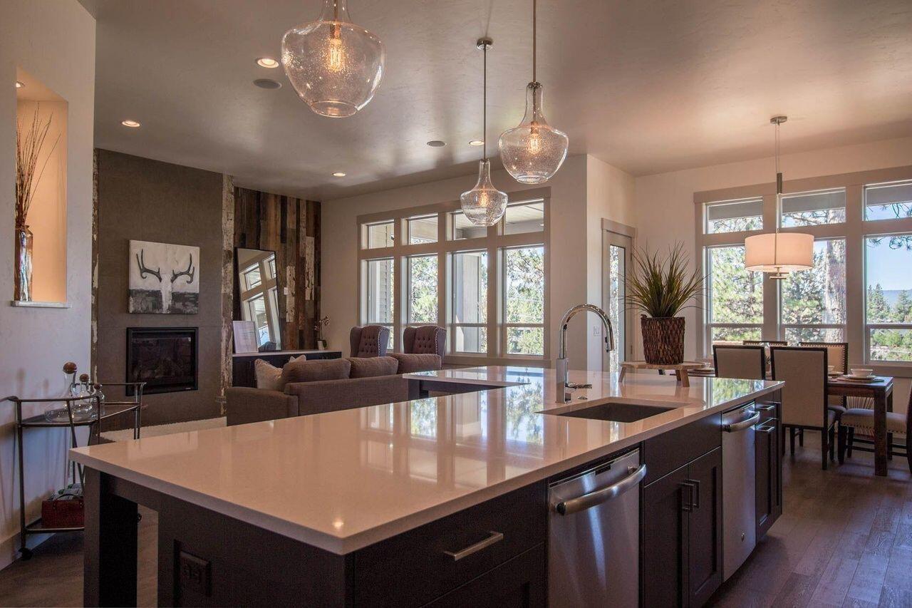 Eagle Crest - Residential