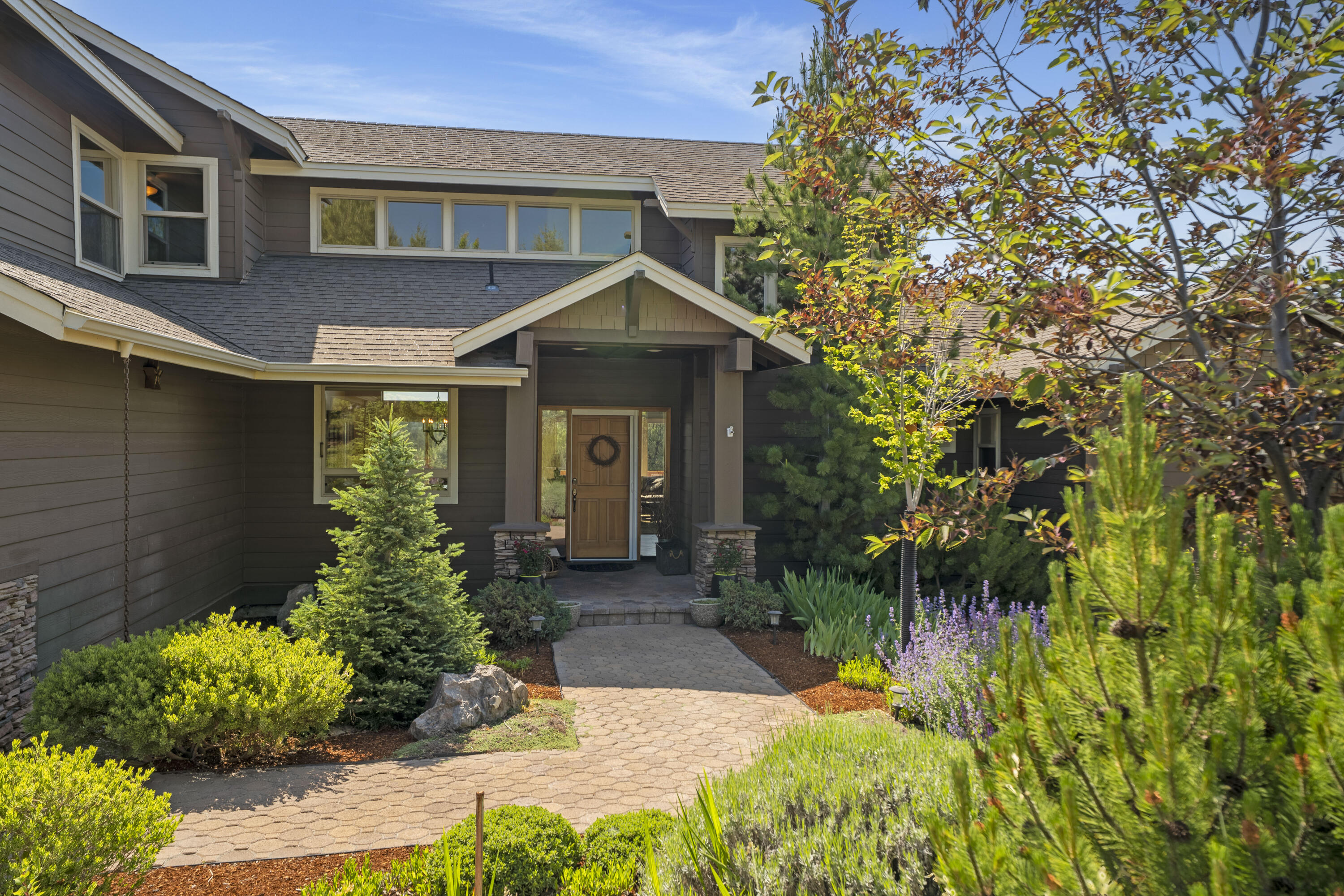 1910 Murrelet Drive