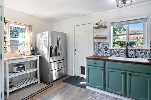 Tiny photo for 2797 SE Paulina Highway, Prineville, OR 97754 (MLS # 220214965)