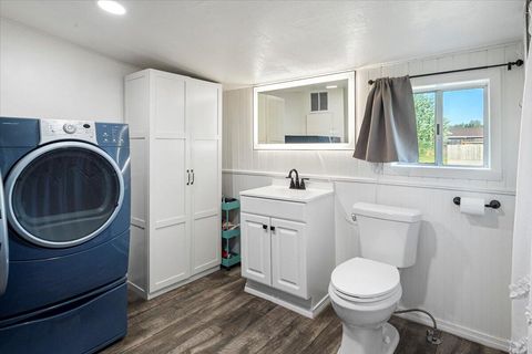 Tiny photo for 2797 SE Paulina Highway, Prineville, OR 97754 (MLS # 220214965)