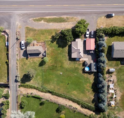 Tiny photo for 2797 SE Paulina Highway, Prineville, OR 97754 (MLS # 220214965)