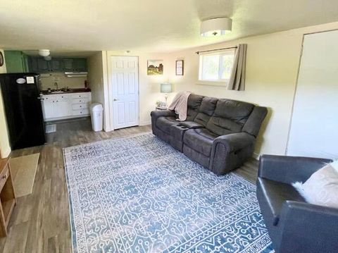 Tiny photo for 2797 SE Paulina Highway, Prineville, OR 97754 (MLS # 220214965)