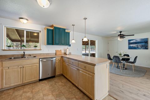 Tiny photo for 16549 Wayne Drive, La Pine, OR 97739 (MLS # 220212215)