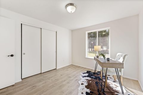 Tiny photo for 16549 Wayne Drive, La Pine, OR 97739 (MLS # 220212215)