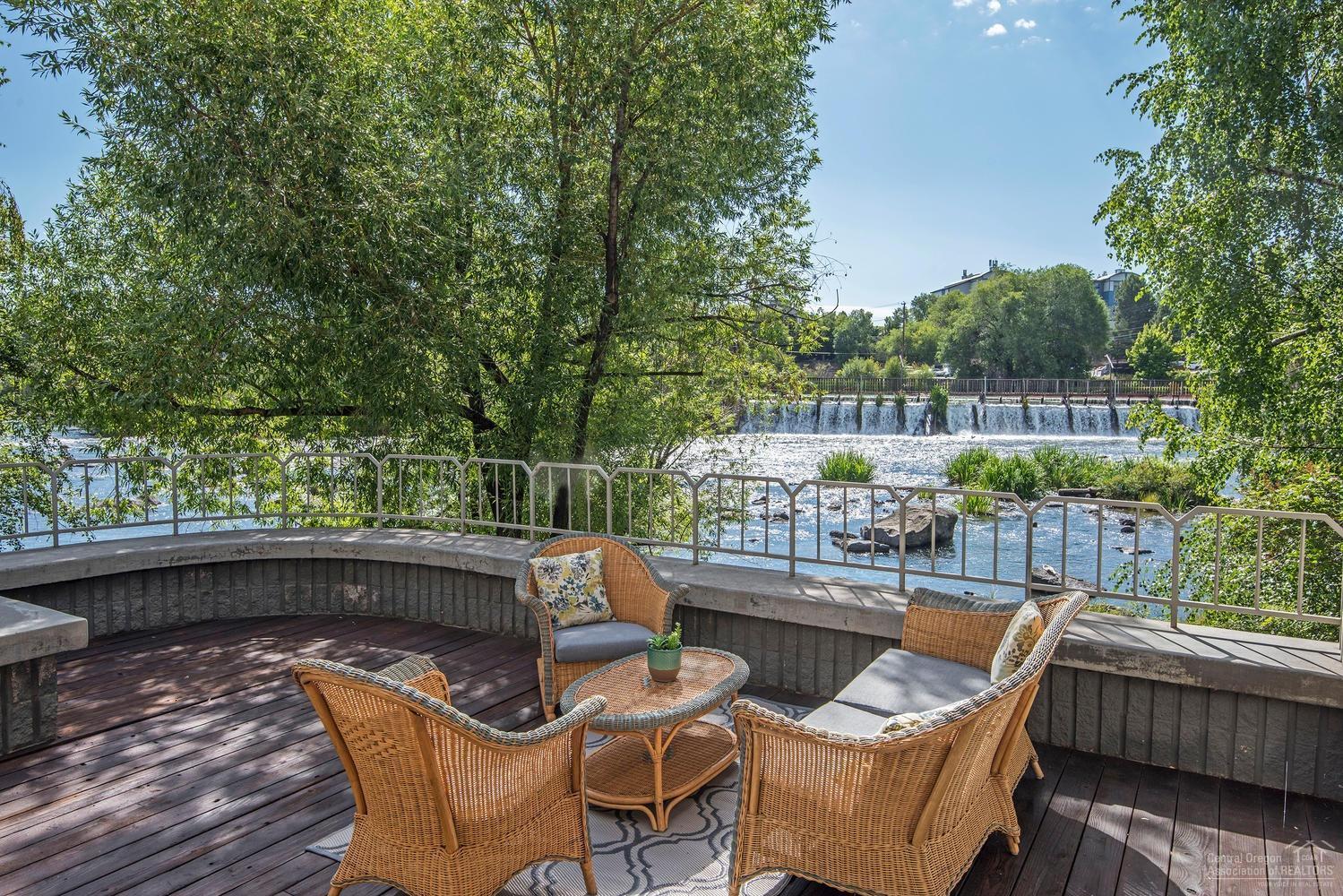 River Terrace - Residential