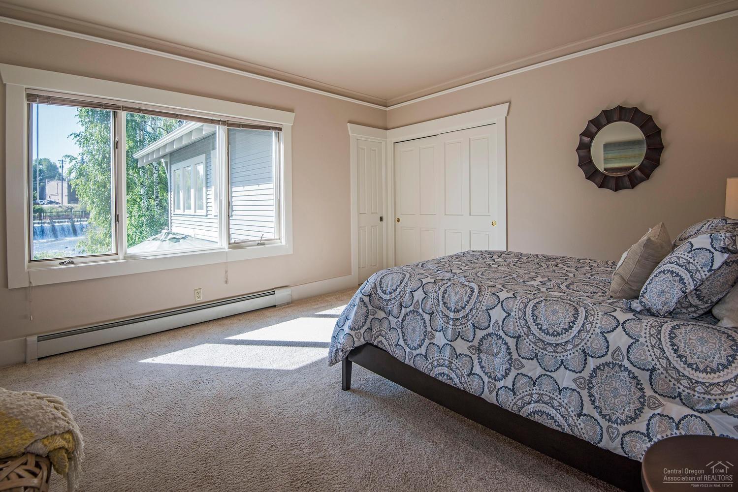 River Terrace - Residential