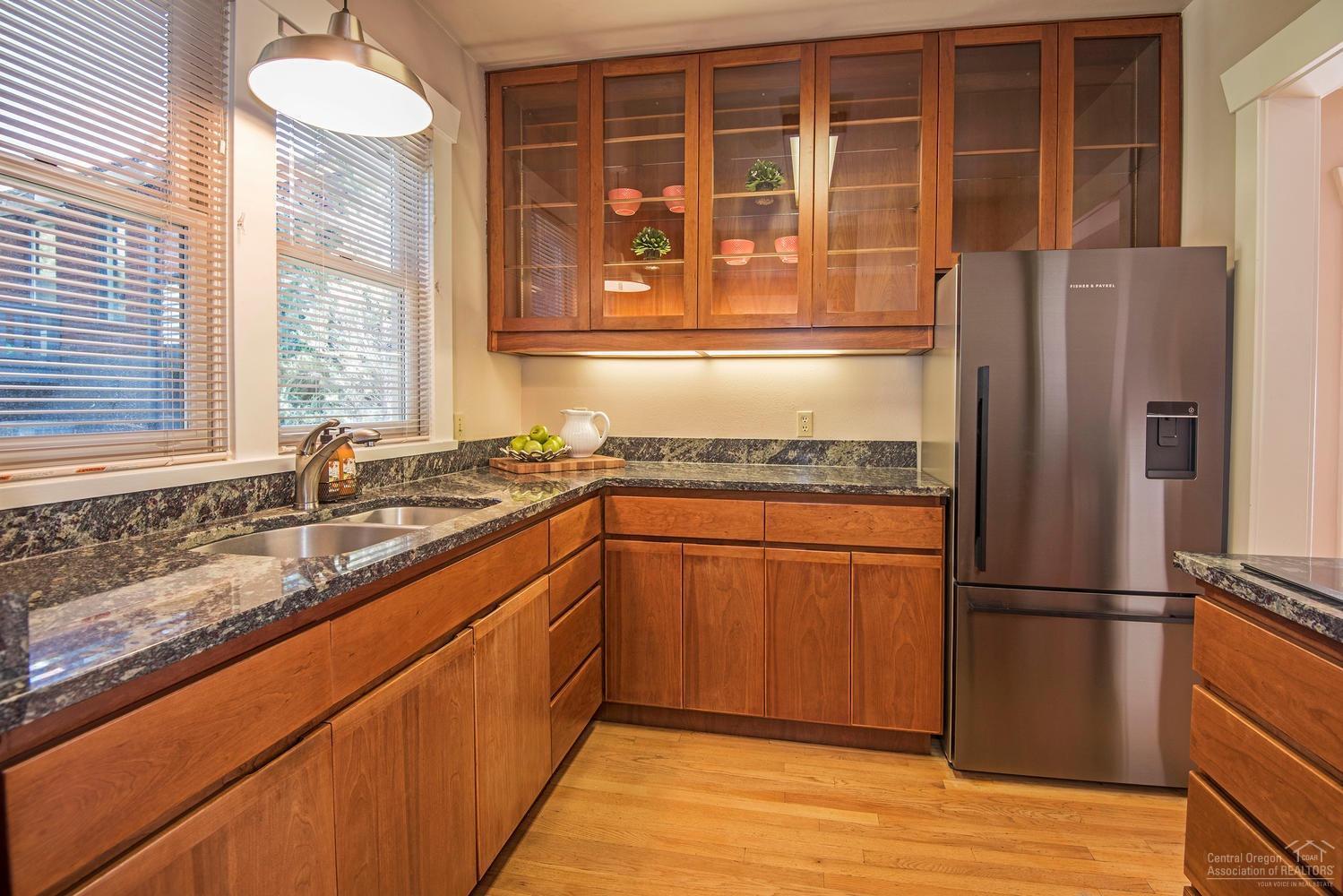 River Terrace - Residential