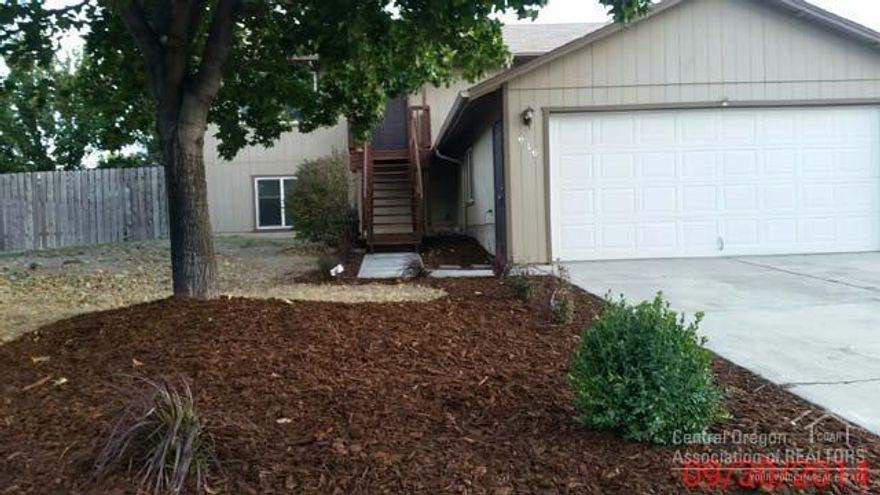 New carpet and vinyl, new paint, some new appliances make this home move-in-ready! Roomy bi-level 3 bedrooms, 2.5 baths on large fenced lot with fenced in side yard, offers open living space with 2 bedrooms on main living floor and 1, possibly another downstairs. Huge bonus room with storage, utility room with half bath completes this home. This is a great house for a great price!