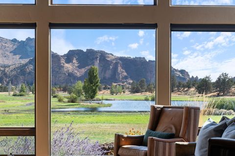 Tiny photo for 431 NE Good Pasture Loop, Terrebonne, OR 97760 (MLS # 220211904)