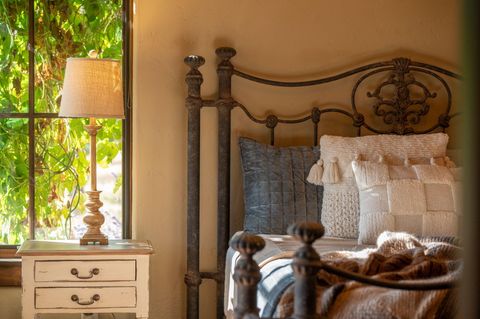 Tiny photo for 431 NE Good Pasture Loop, Terrebonne, OR 97760 (MLS # 220211904)