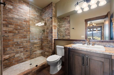 Tiny photo for 431 NE Good Pasture Loop, Terrebonne, OR 97760 (MLS # 220211904)