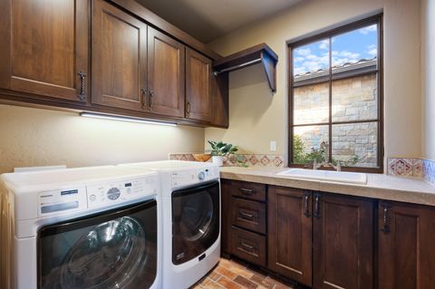 Tiny photo for 431 NE Good Pasture Loop, Terrebonne, OR 97760 (MLS # 220211904)