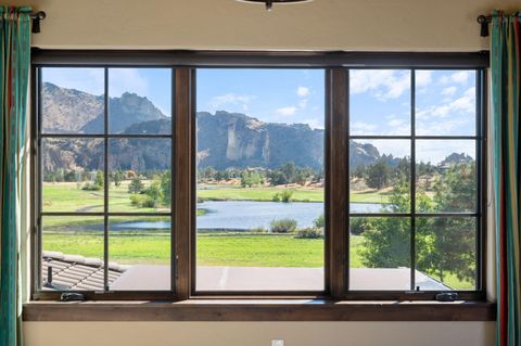 Tiny photo for 431 NE Good Pasture Loop, Terrebonne, OR 97760 (MLS # 220211904)