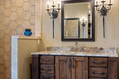 Tiny photo for 431 NE Good Pasture Loop, Terrebonne, OR 97760 (MLS # 220211904)