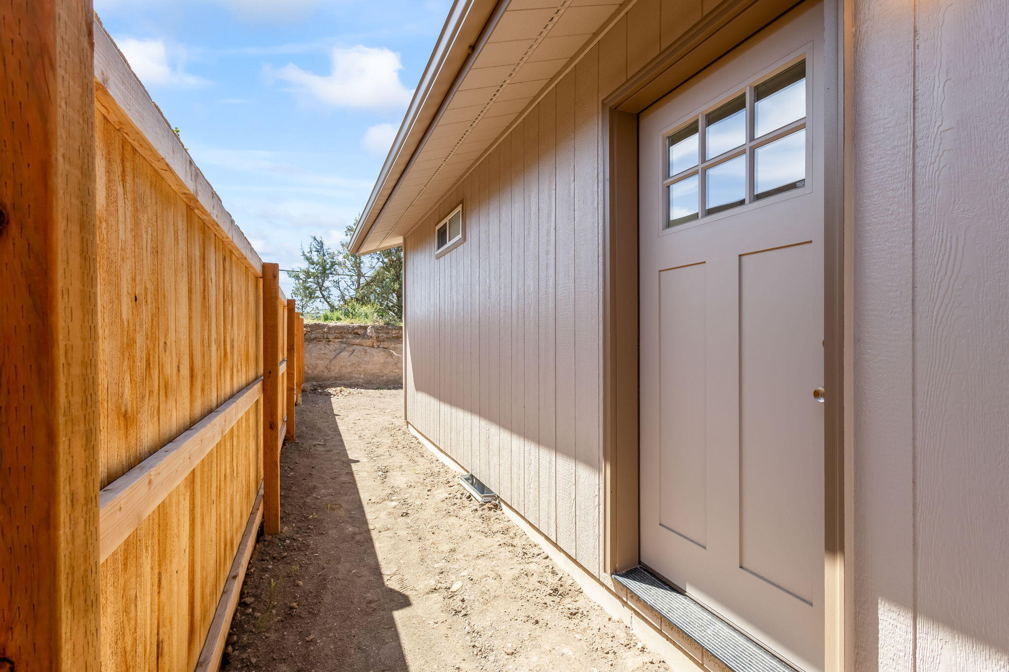 Railroad - Residential