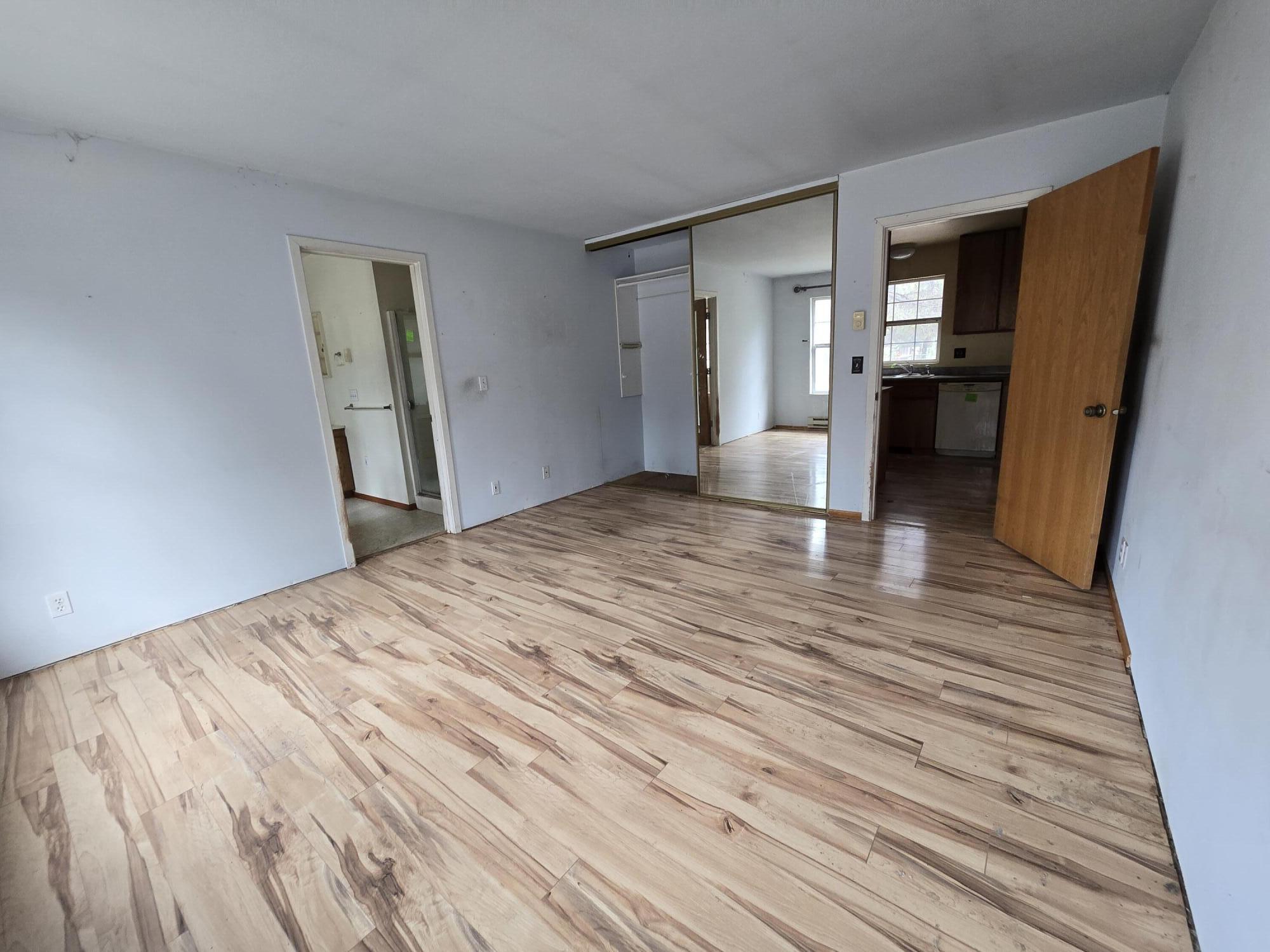 Cw Reeve Resort - Residential