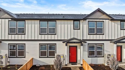 62737 Eagle Road Bend OR 97701