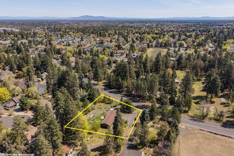 Tiny photo for 2323 NE 8th Street, Bend, OR 97701 (MLS # 220221314)