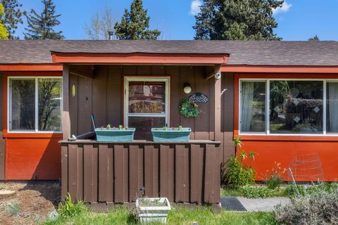 Tiny photo for 2323 NE 8th Street, Bend, OR 97701 (MLS # 220221314)
