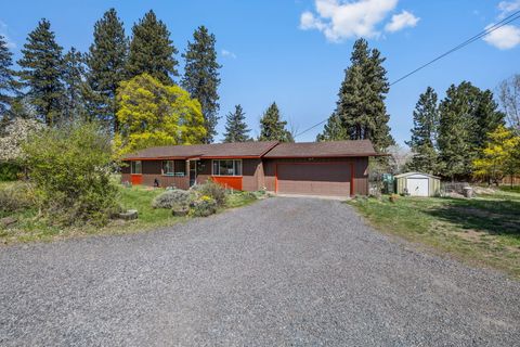 Tiny photo for 2323 NE 8th Street, Bend, OR 97701 (MLS # 220221314)