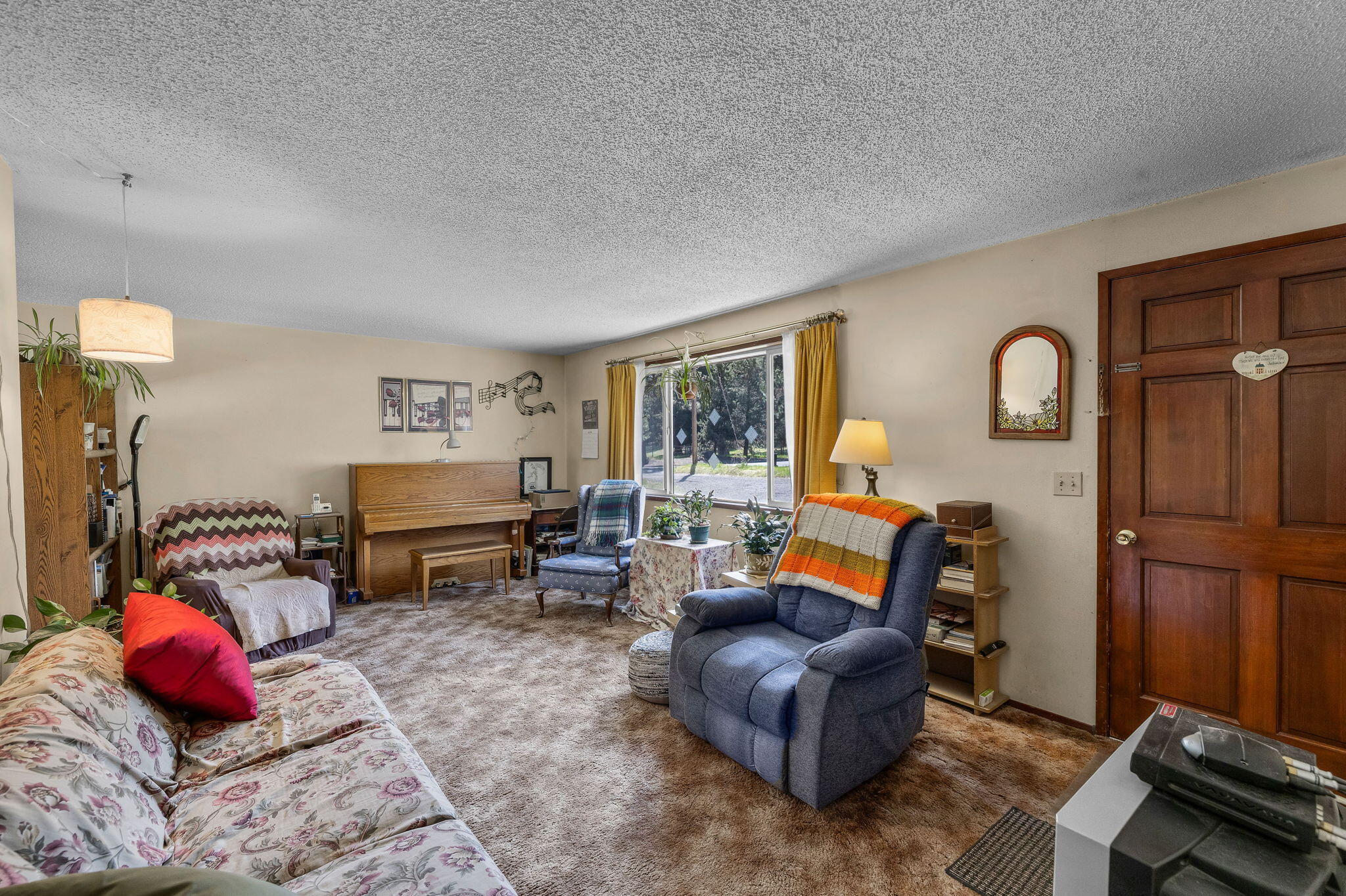 2323 NE 8th Street
