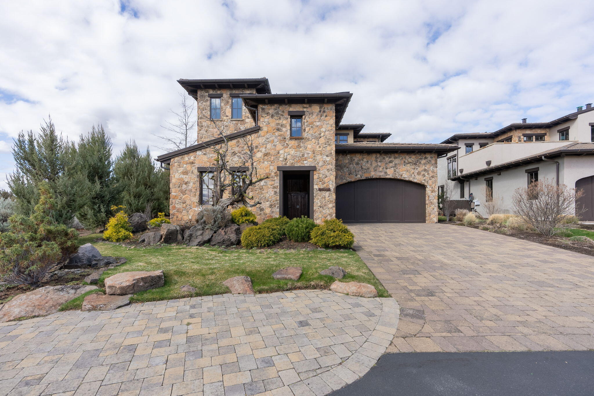 22887 Ghost Tree Lane