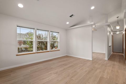 Tiny photo for 913 Schaefers Lane, Grants Pass, OR 97526 (MLS # 220213518)