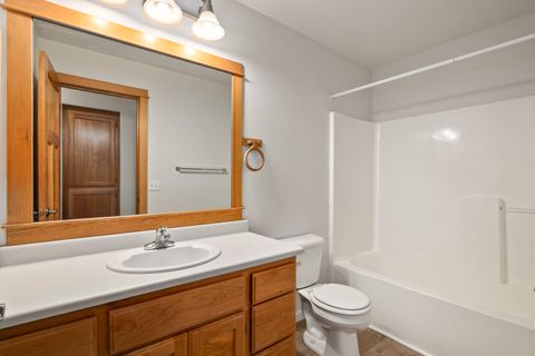 Tiny photo for 913 Schaefers Lane, Grants Pass, OR 97526 (MLS # 220213518)