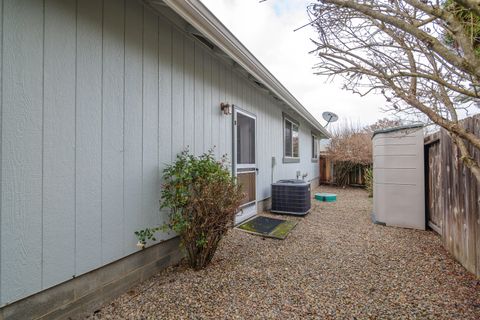 Tiny photo for 913 Schaefers Lane, Grants Pass, OR 97526 (MLS # 220213518)