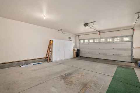 Tiny photo for 913 Schaefers Lane, Grants Pass, OR 97526 (MLS # 220213518)