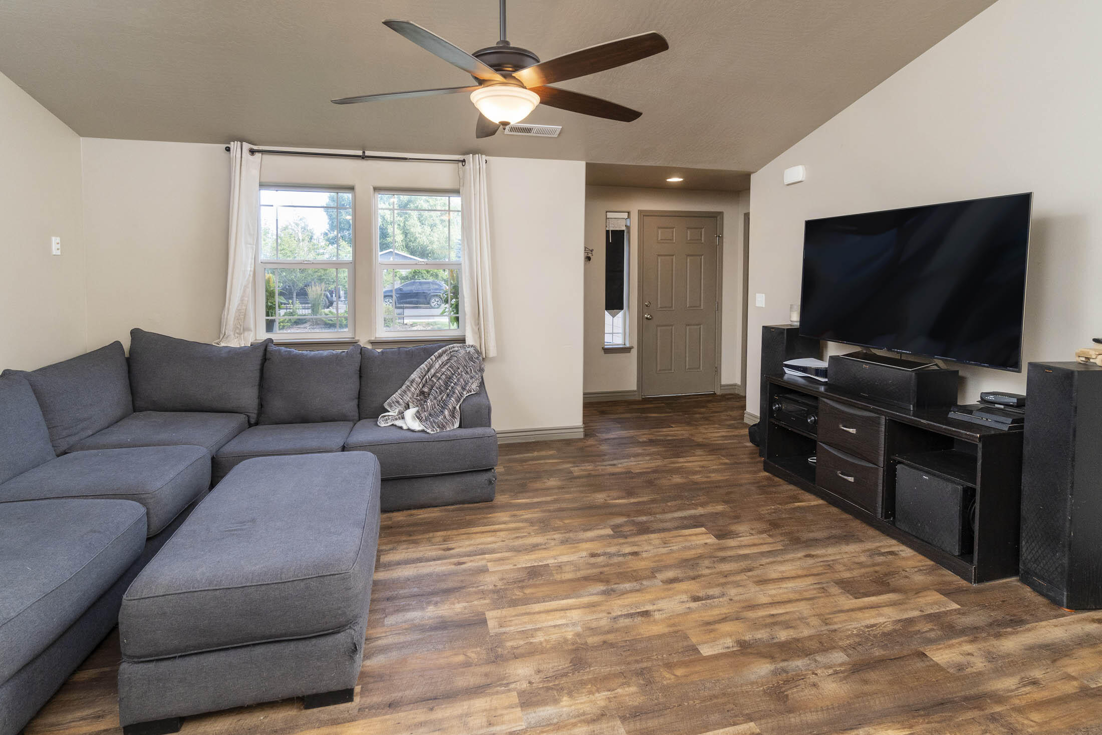 Lawson Crossing - Residential