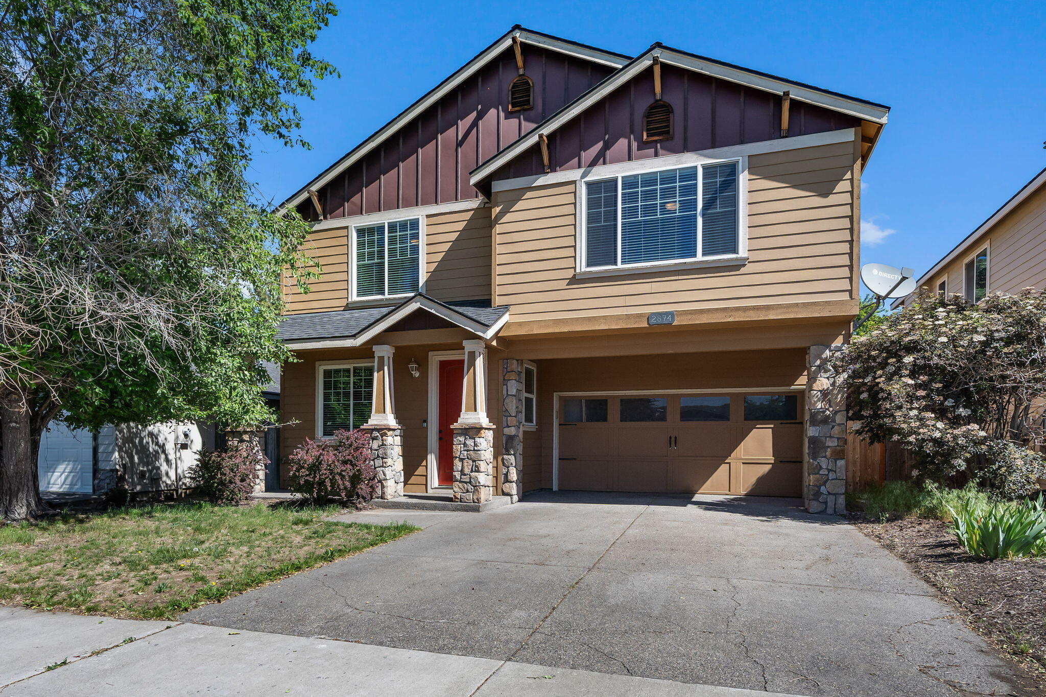 2874 NE Jackdaw Drive