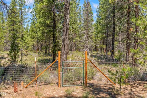 Tiny photo for 16018 Park Drive, La Pine, OR 97739 (MLS # 220226099)