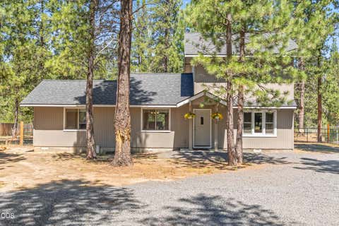 Photo of 16018 Park Drive, La Pine, OR 97739 (MLS # 220226099)