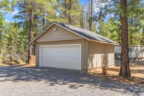 Tiny photo for 16018 Park Drive, La Pine, OR 97739 (MLS # 220226099)