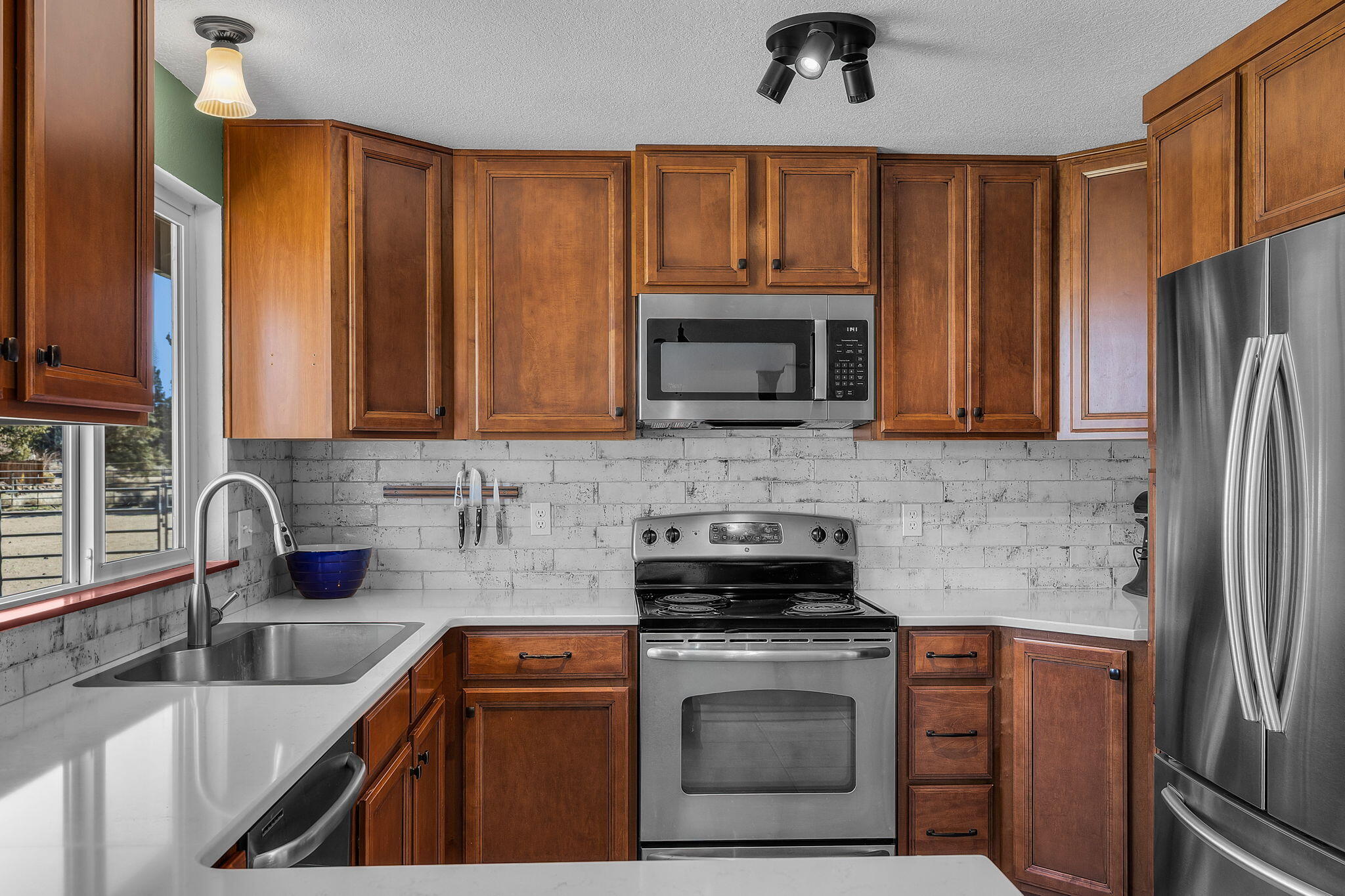 23060 Tumbleweed Drive