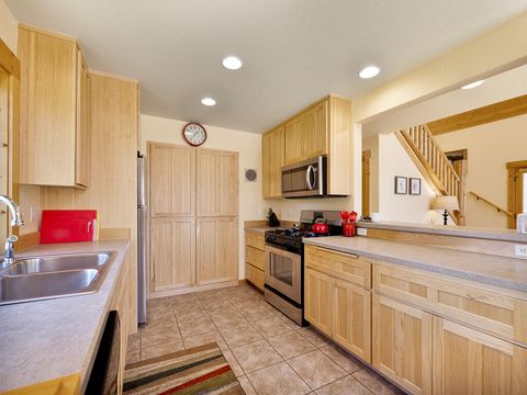 Tiny photo for 4632 Harrier Drive, Klamath Falls, OR 97601 (MLS # 220219754)