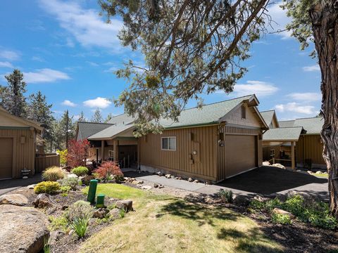 Photo of 4632 Harrier Drive, Klamath Falls, OR 97601 (MLS # 220219754)