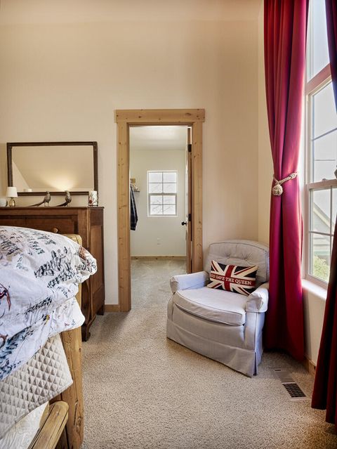 Tiny photo for 4632 Harrier Drive, Klamath Falls, OR 97601 (MLS # 220219754)