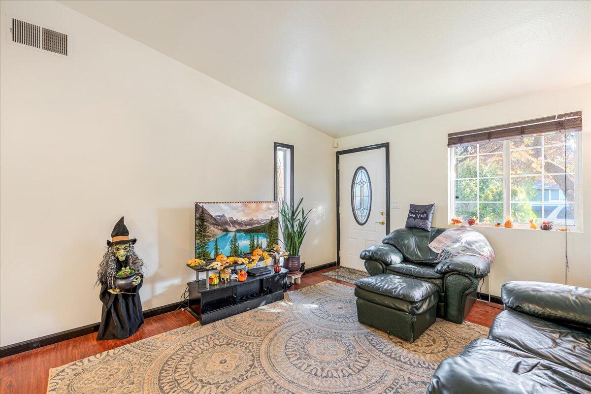 1547 SW 33rd Street