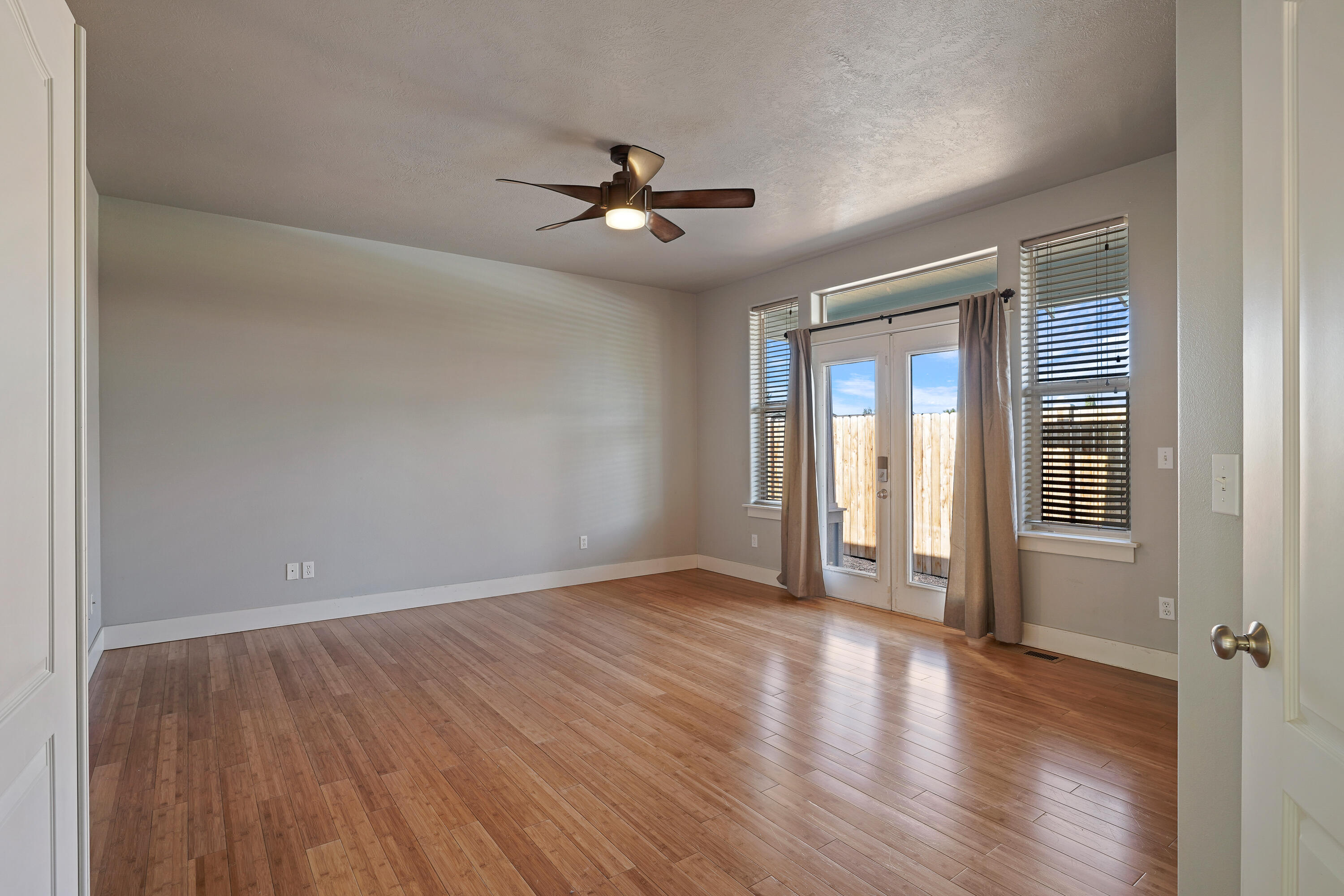 Bella Sera - Residential