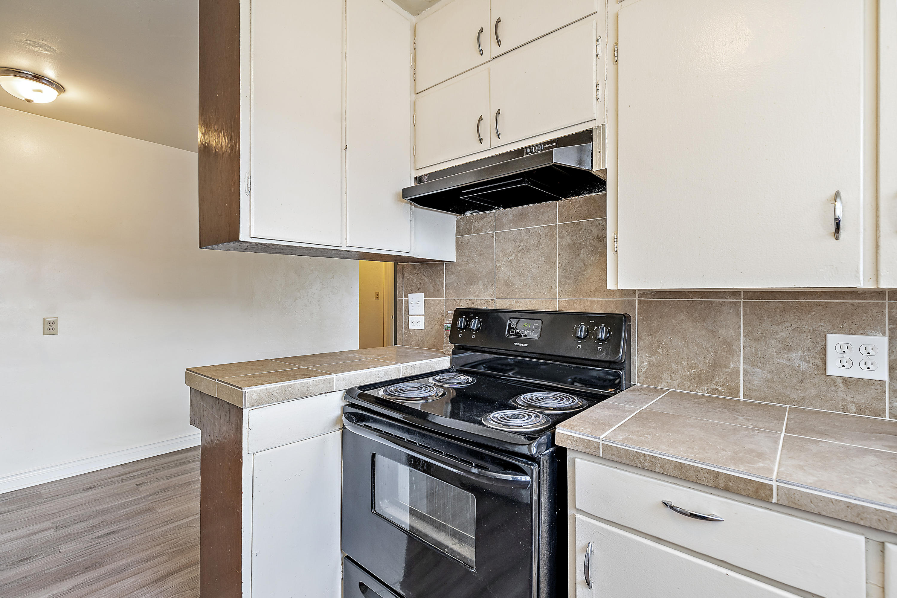 Tuttles Second Addition To Medford - Residential Income