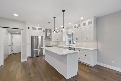 Tiny photo for 3563 NW McCready Drive, Bend, OR 97703 (MLS # 220212905)