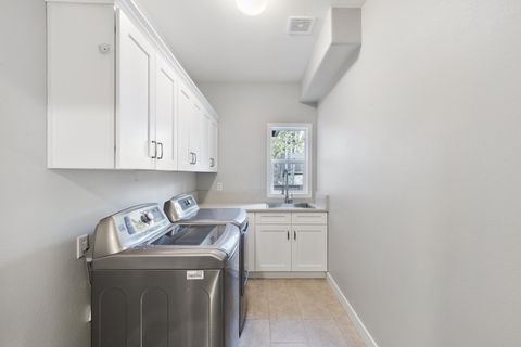 Tiny photo for 3563 NW McCready Drive, Bend, OR 97703 (MLS # 220212905)